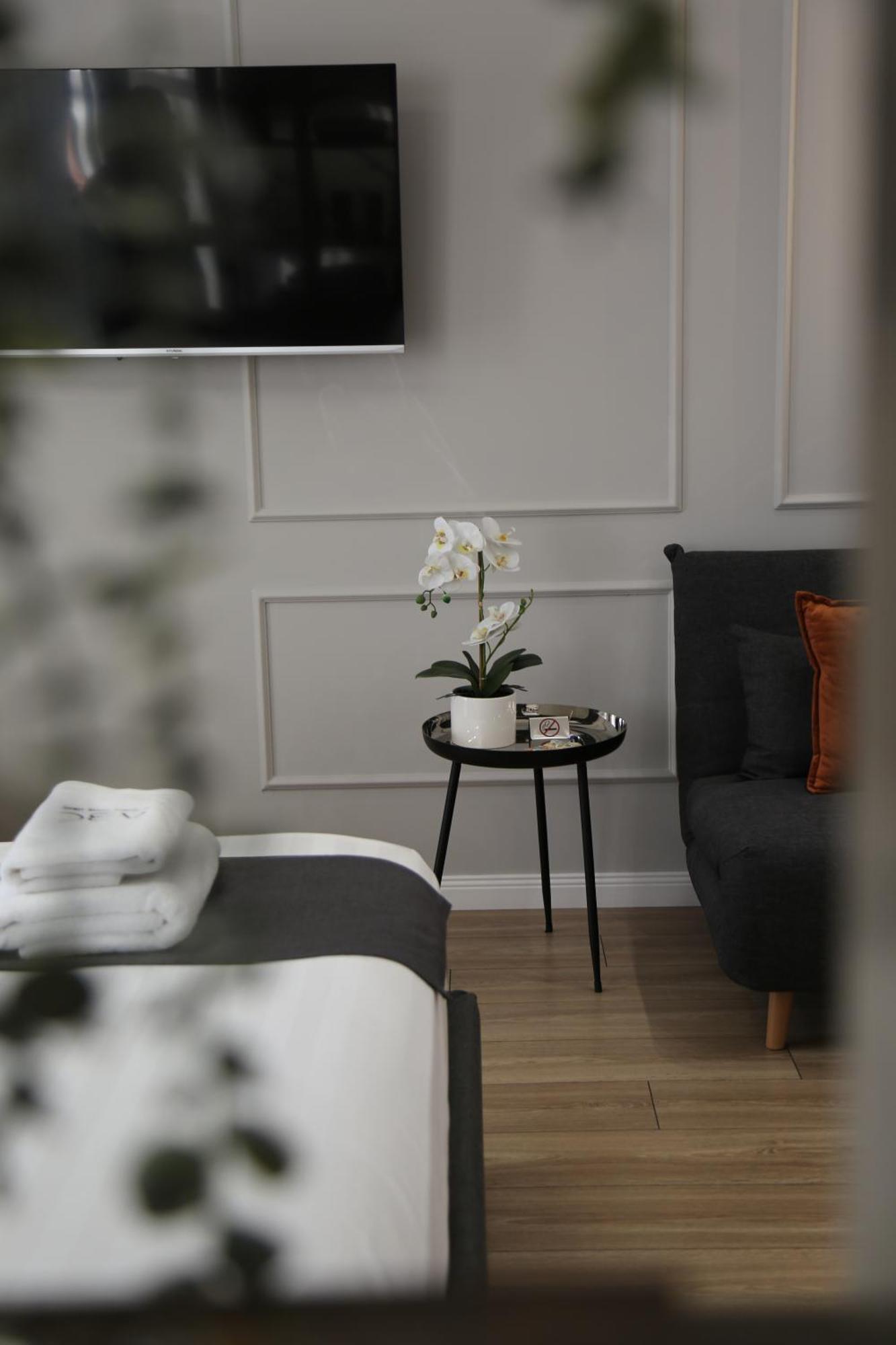 Abc Apartment Blloku Center Tirana Exteriör bild