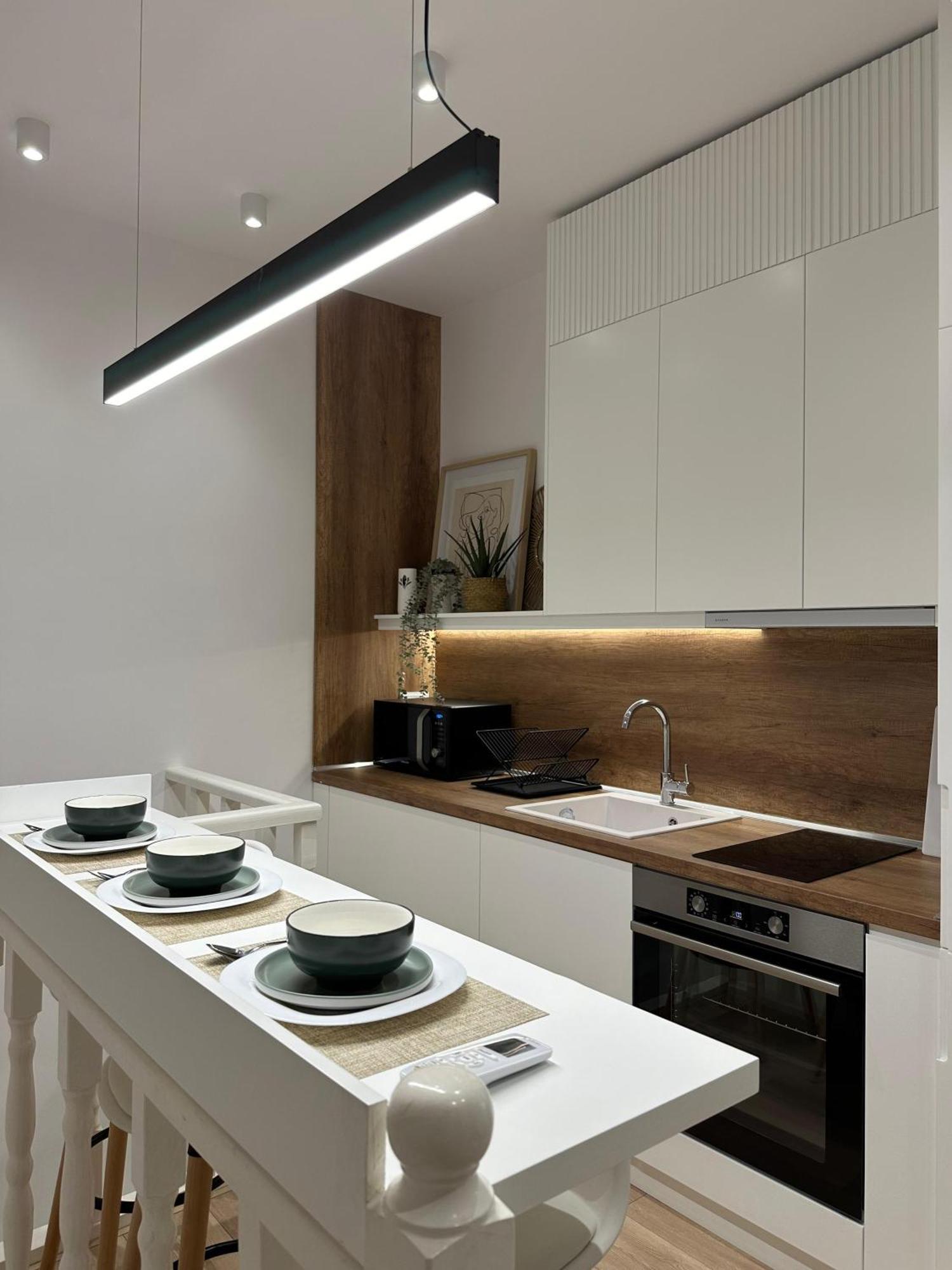 Abc Apartment Blloku Center Tirana Exteriör bild
