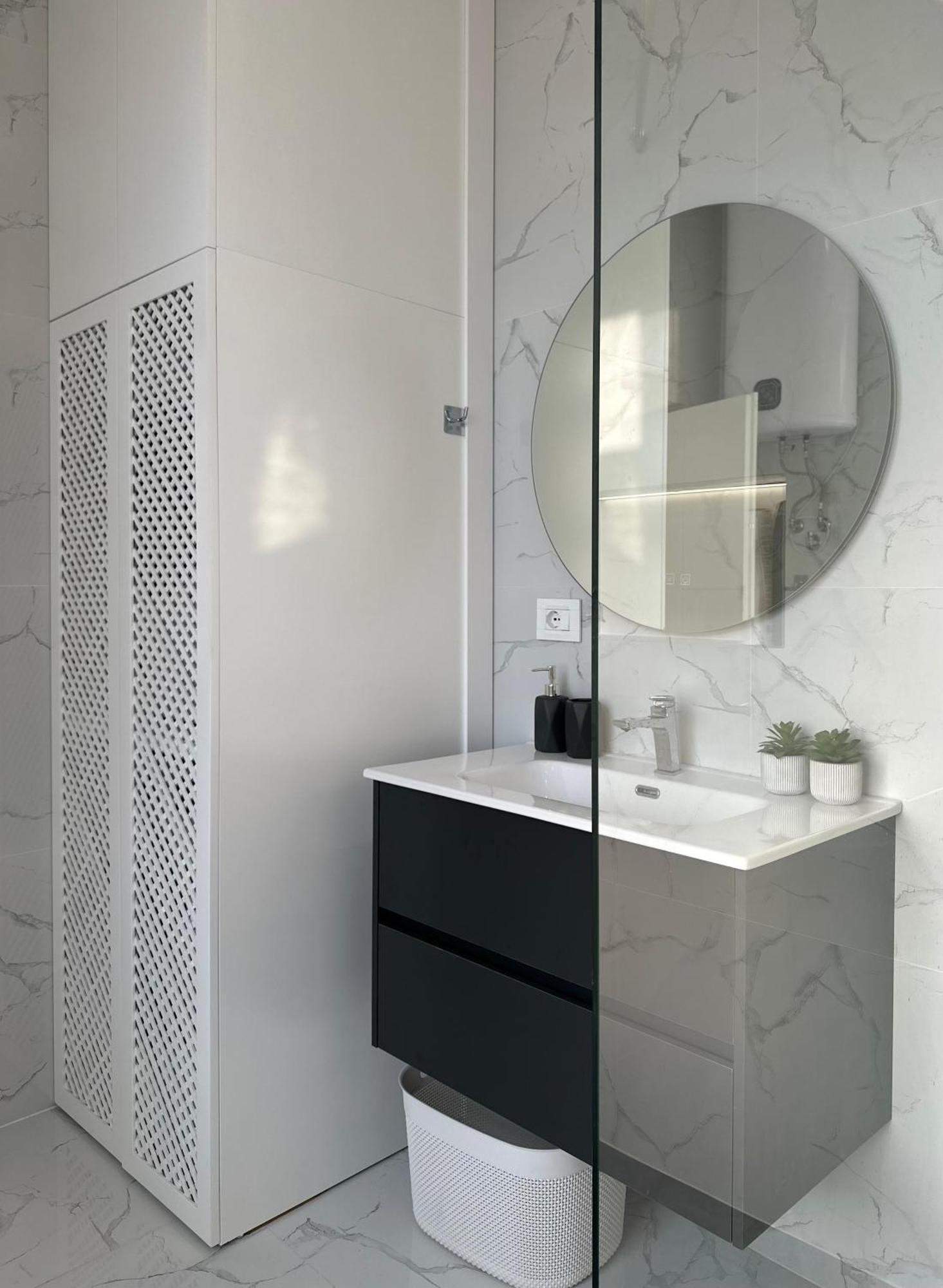 Abc Apartment Blloku Center Tirana Exteriör bild